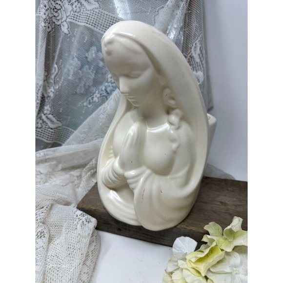 Vintage Royal Haeger Praying Madonna Ivory Virgin Mary Planter Vase - Picture 7 of 8